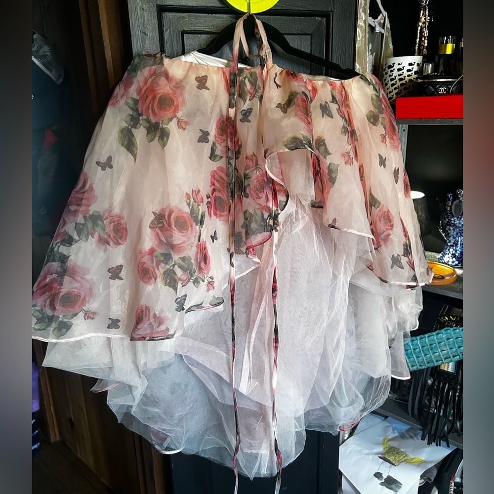 AKIRA Pink Rose Print Layered Tulle top tie neck